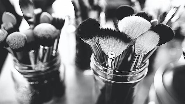 Дезинформация в сферата на козметичните пластични операции и други процедури за разкрасяване 